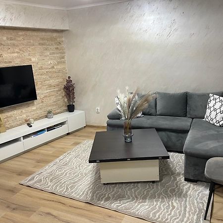 Pretty Luxury Apartament'S Клуж-Напока Экстерьер фото